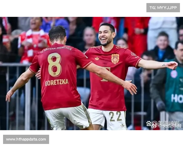 斯塔尼希奇低射破门打入拜仁生涯首球，扩大比分优势