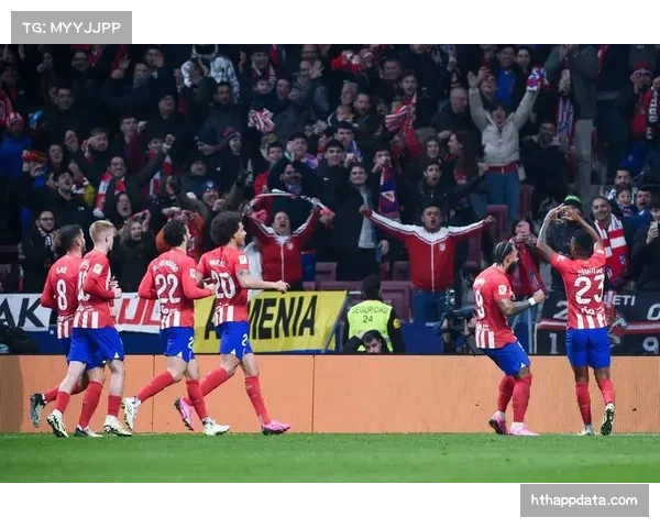 通讯：西甲举办的“足球助力平等”社区活动走进马德里低收入街区。